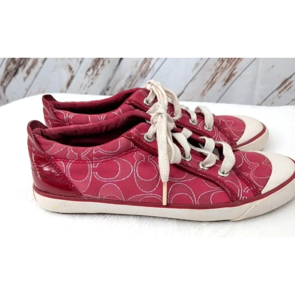 Coach signature pink